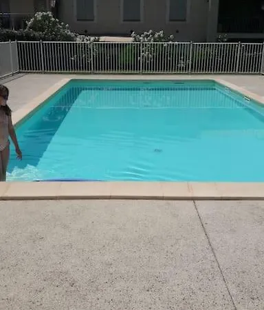 Bastide Au Pieds Des Alpilles St Remy De Provence Piscine Partagee Dans Saint-Remy-de-Provence